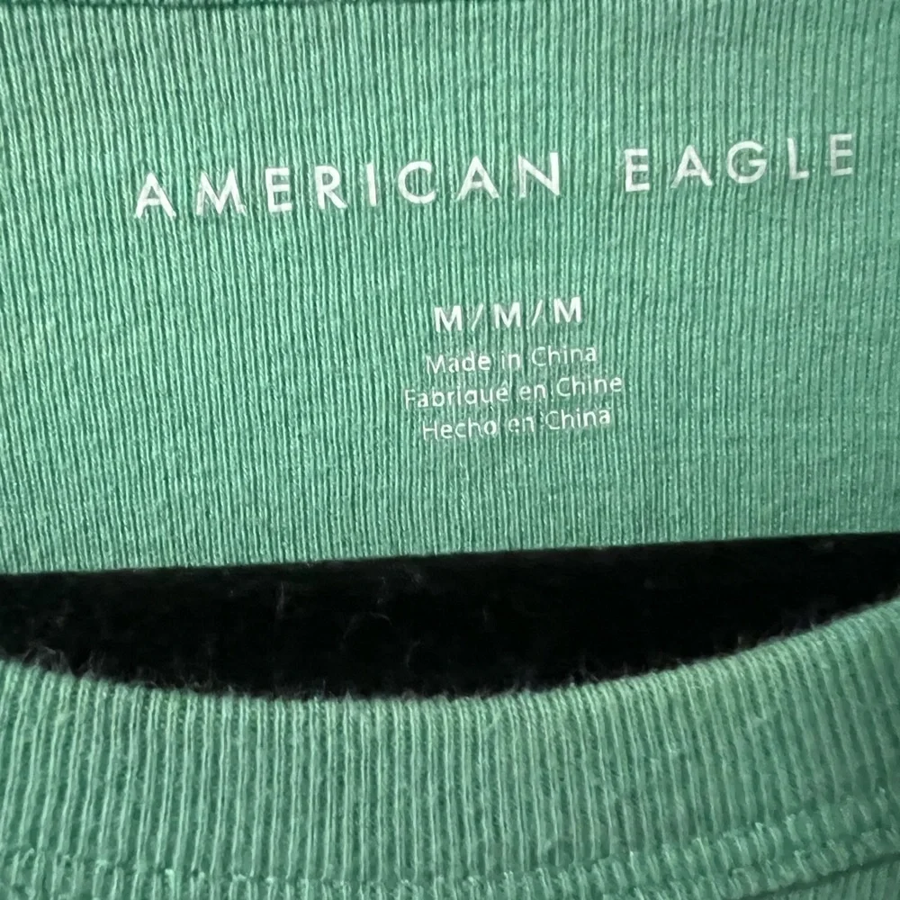 American Eagle Green Graphic Baby Tee - Picture 2 of 3